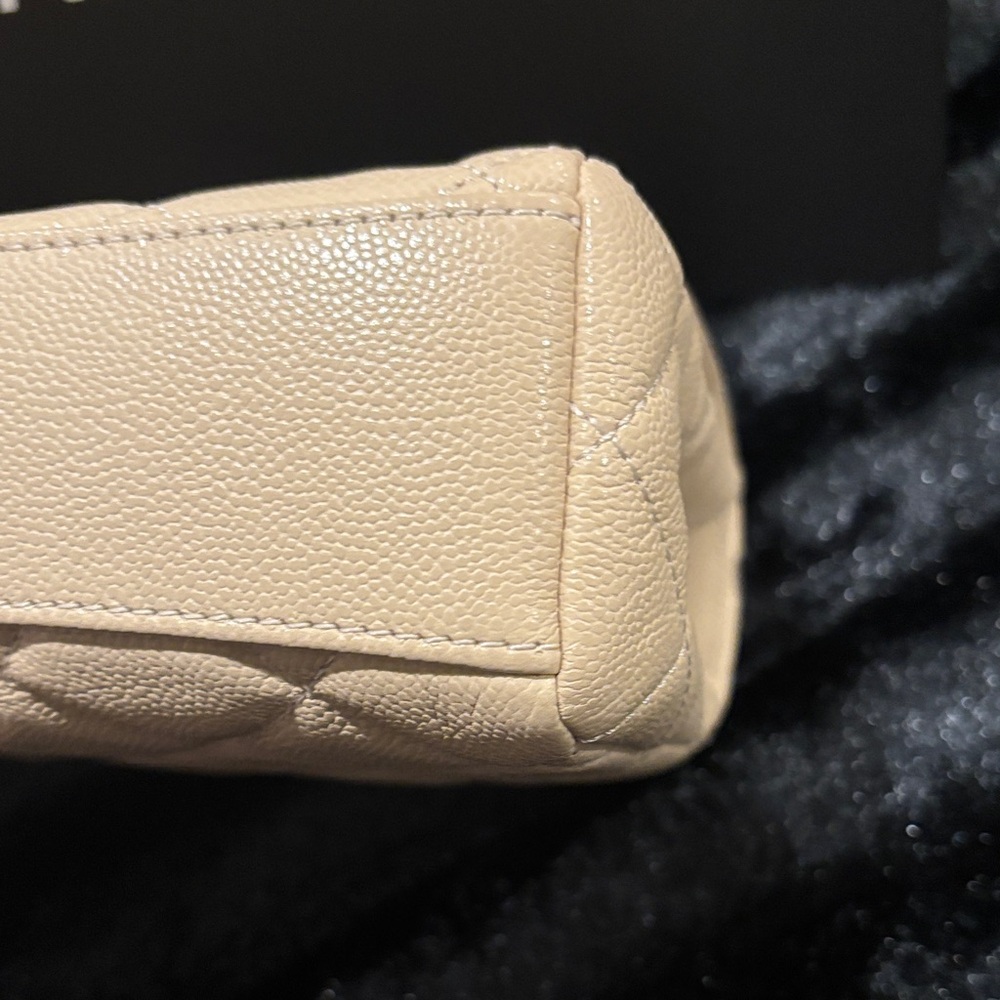 CHANEL 2025 BEIGE SMALL CC CHAIN FLAP BAG - Picture 8 of 11